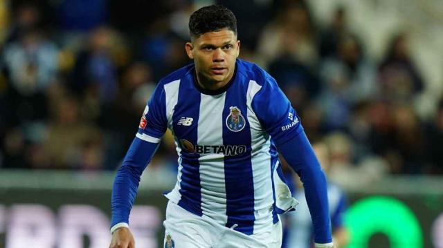 官方网站-没内马尔理查利松胖虎 巴西呼唤REV或VER锋线组合